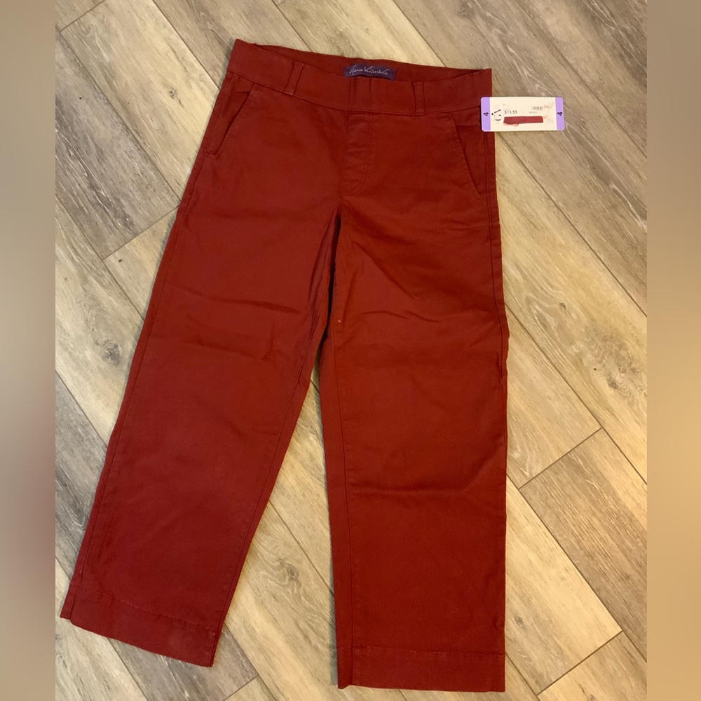 Gloria Vanderbilt Brick Red Chinos. Size 4